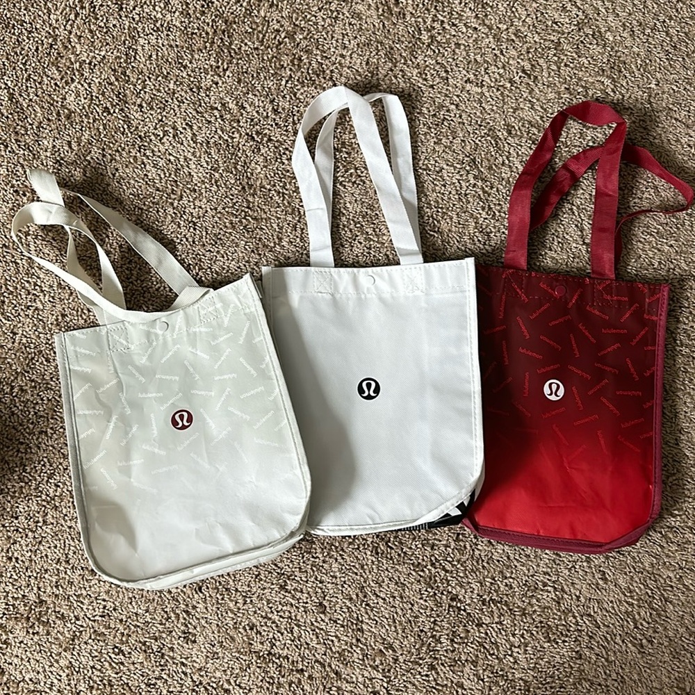 Lululemon small bags